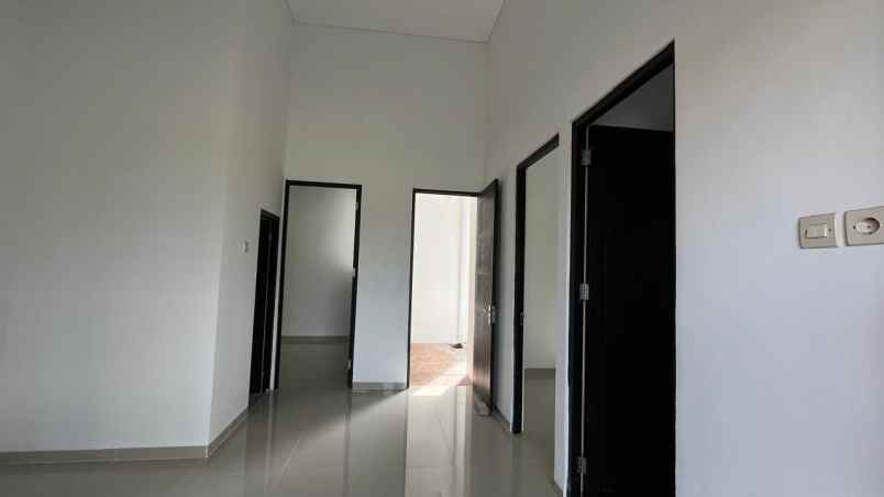 dijual rumah grand sedati