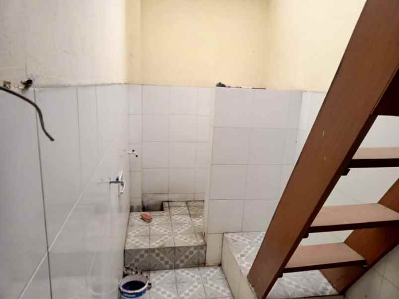 dijual rumah gunung batu pasteur