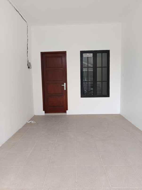 dijual rumah harapan indah