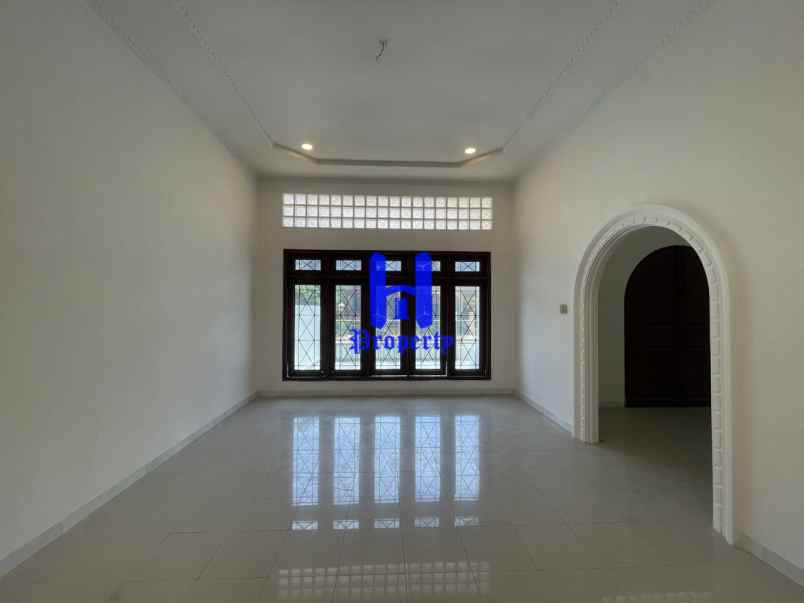 dijual rumah hook di komplek citra wisata medan johor