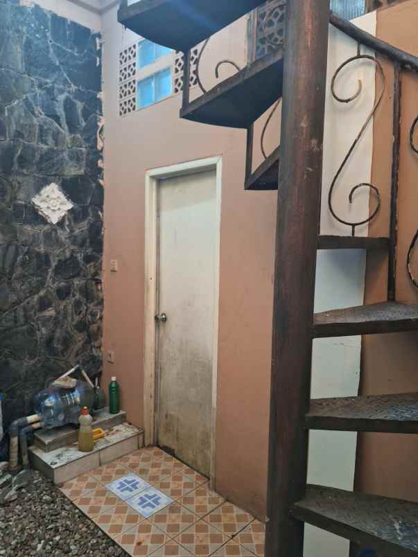 dijual rumah hook permata depok citayam jawa barat