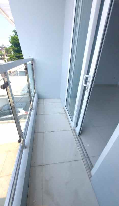 dijual rumah imperial gading sukapura