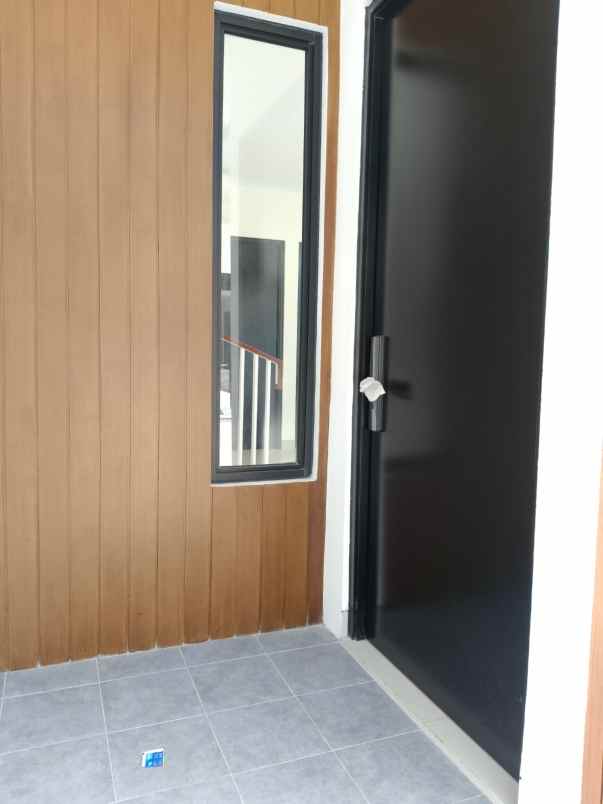 dijual rumah jakarta garden city cakung