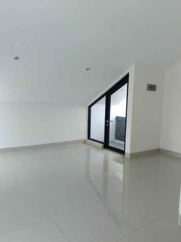 dijual rumah jakarta garden city cakung