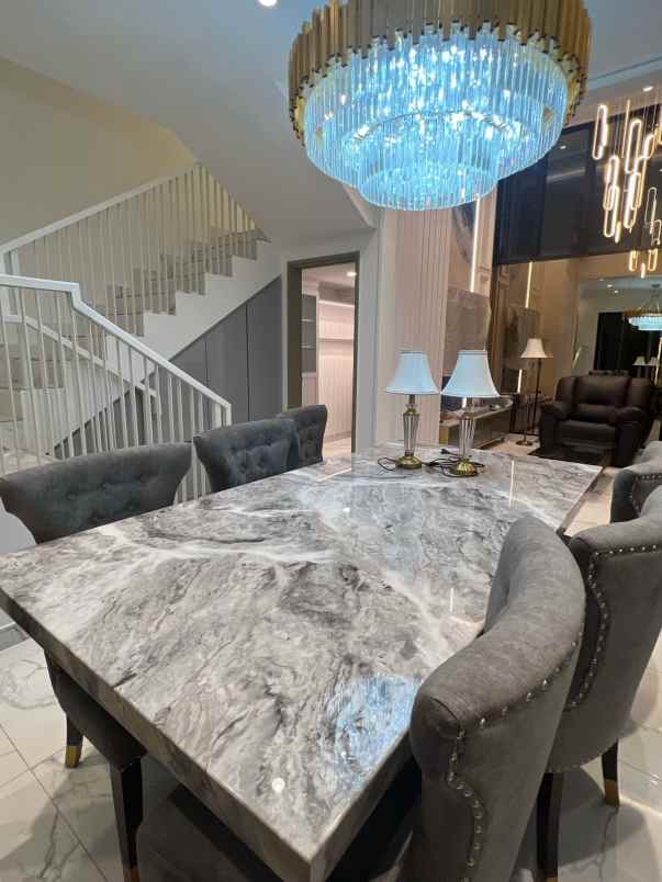 dijual rumah jakarta garden city jgc cakung