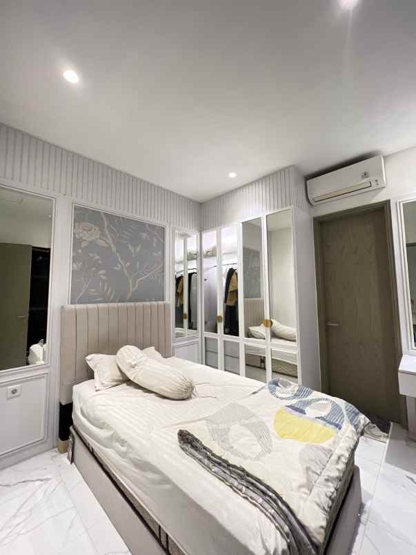 dijual rumah jakarta garden city jgc cakung