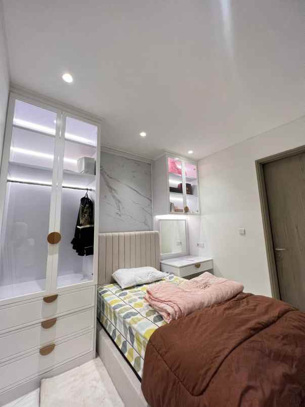 dijual rumah jakarta garden city jgc cakung