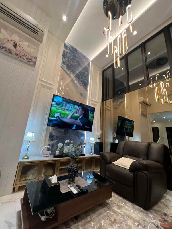 dijual rumah jakarta garden city jgc cakung