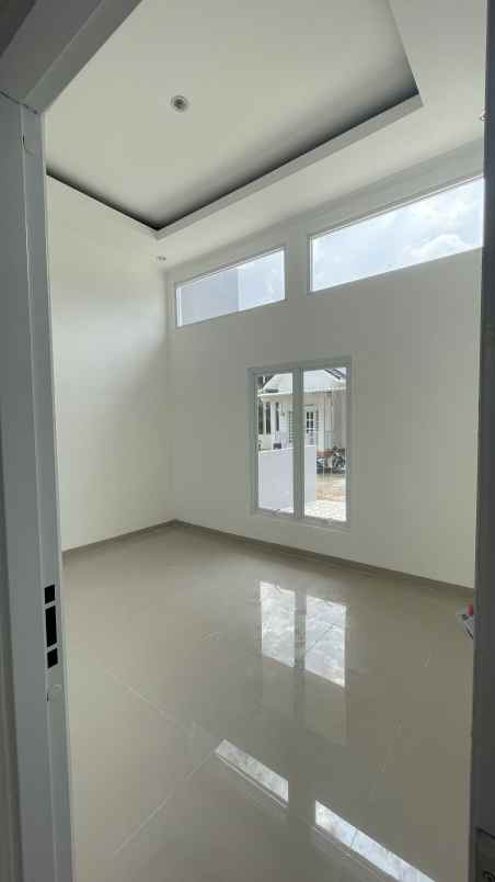 dijual rumah jalan alternatif kota