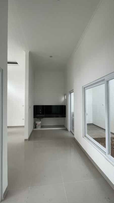 dijual rumah jalan alternatif kota