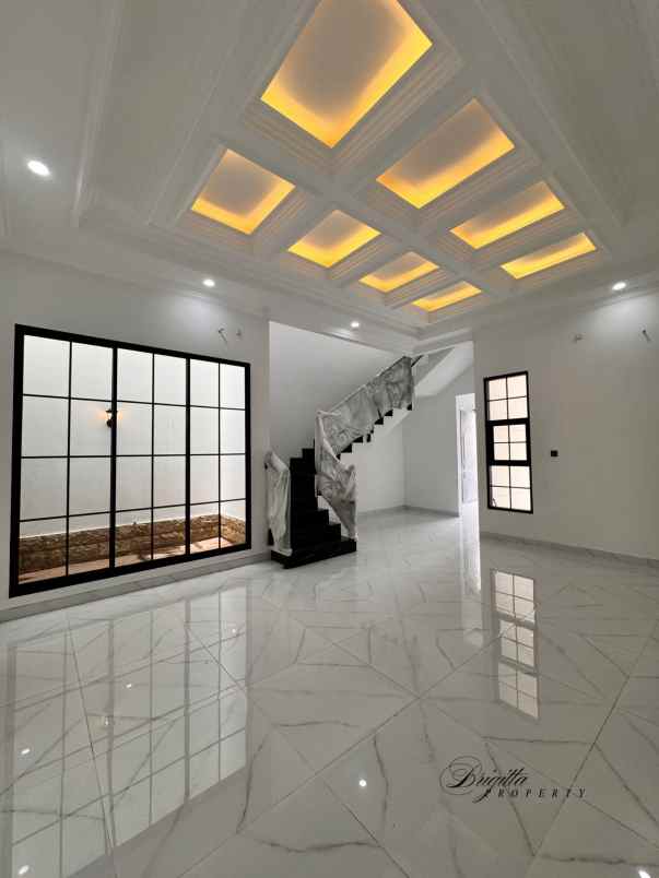 dijual rumah jalan babatan pantqi