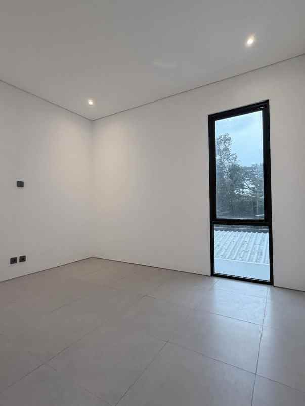 dijual rumah jalan cinere megapolitan