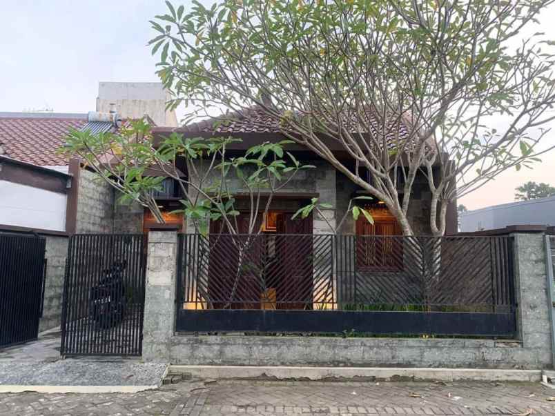Murah Rumah Klasik Full Furnish Di Jalan Kaliurang Km 9