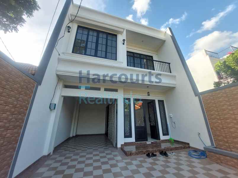 dijual rumah jalan kejaksaan raya