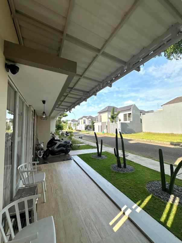 dijual rumah jalan orchard avenue grand