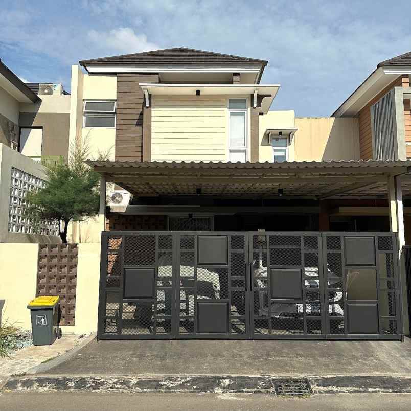 dijual rumah jalan orchard avenue grand