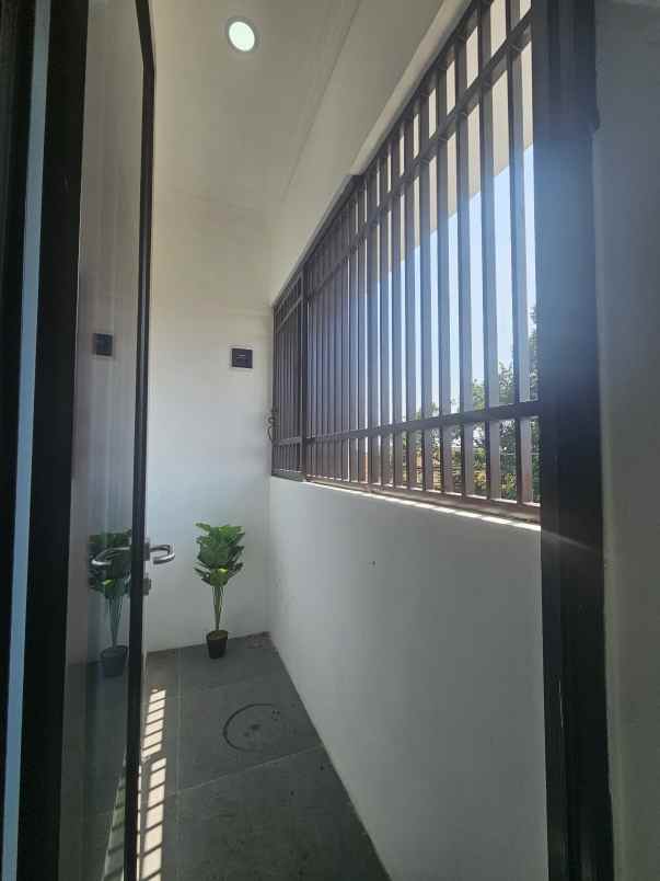 dijual rumah jalan raya pengasinan