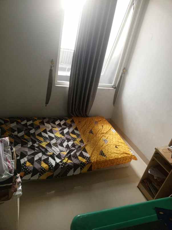 dijual rumah jalan setu pendongkelan