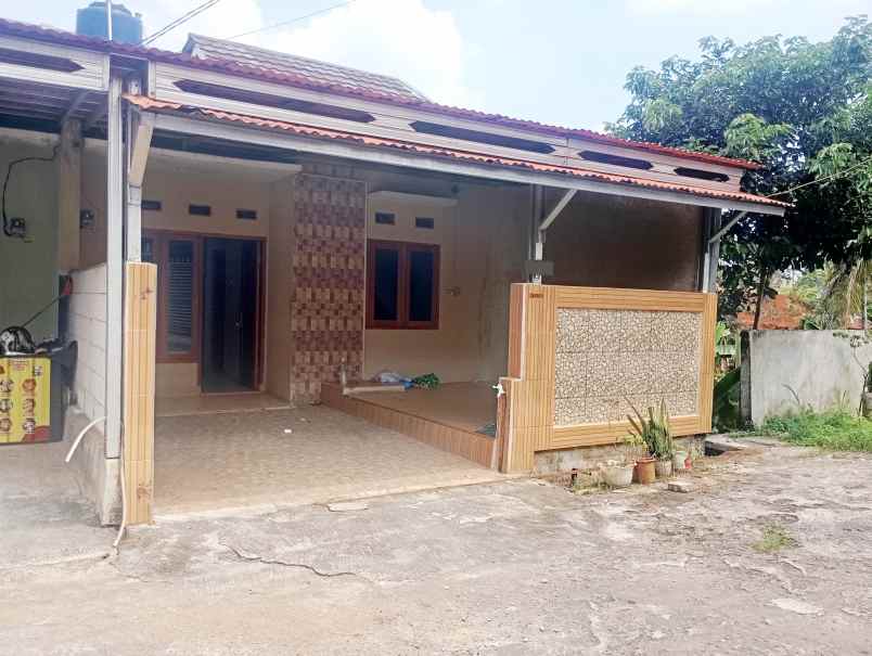 dijual rumah jampang kemang bogor