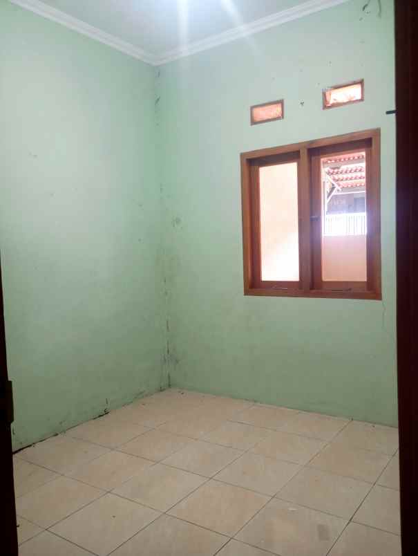 dijual rumah jampang kemang bogor