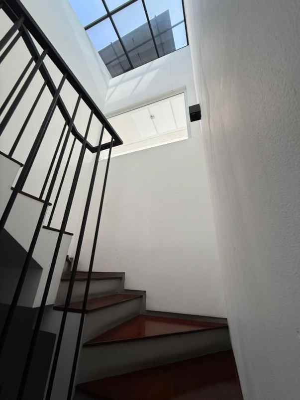 dijual rumah janur kuning residence