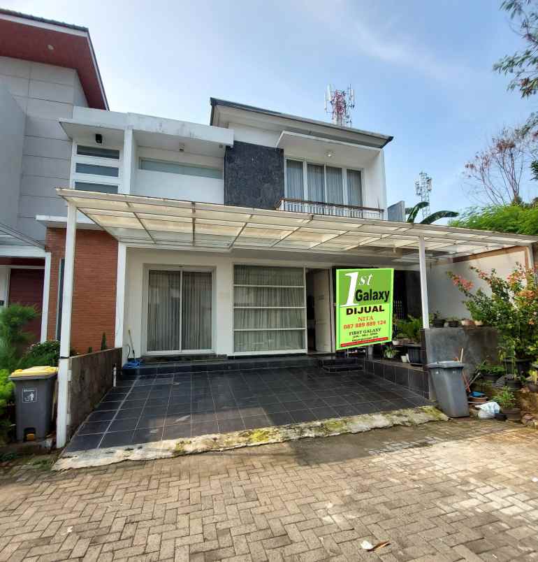dijual rumah jati bening