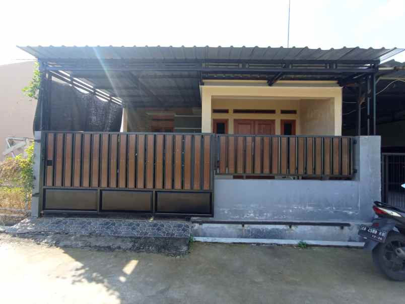 dijual rumah jebugan klaten utara klaten