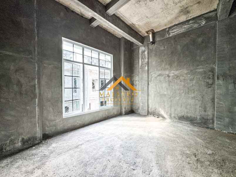 dijual rumah jl bersama no 178 bandar