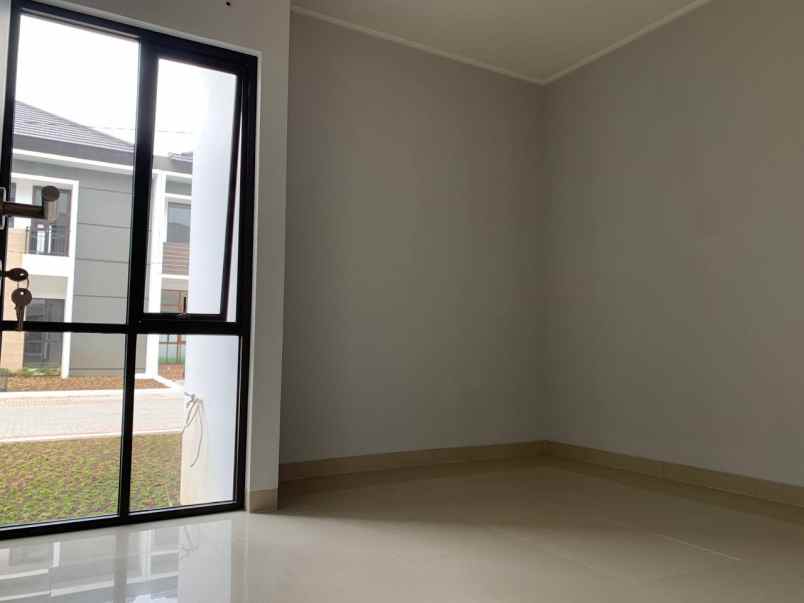 dijual rumah jl buah batu