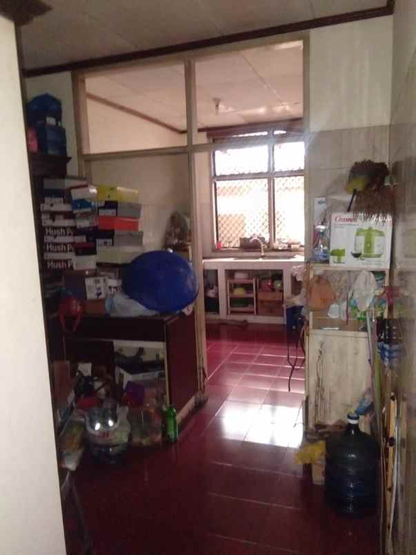 dijual rumah jl cidodol raya no 6 rt rw