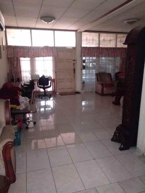 dijual rumah jl cidodol raya no 6 rt rw