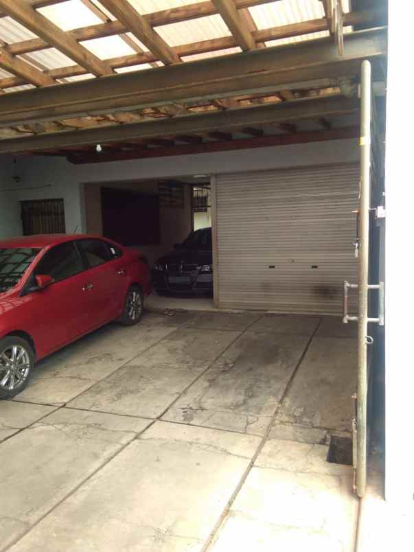 dijual rumah jl cidodol raya no 6 rt rw