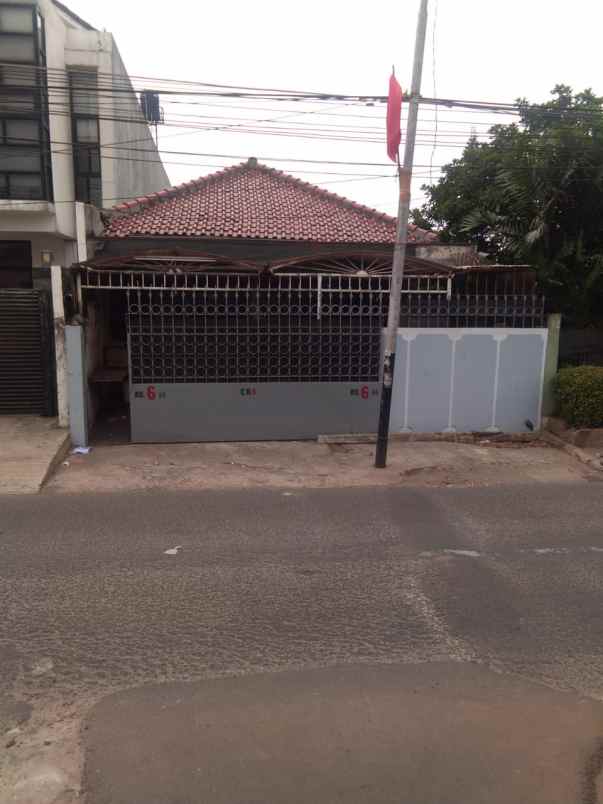 dijual rumah jl cidodol raya no 6 rt rw