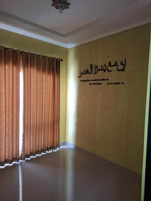 dijual rumah jl ciganitri