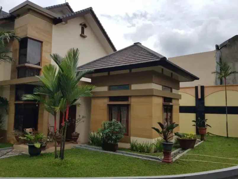 dijual rumah jl cilengkrang cisurupan