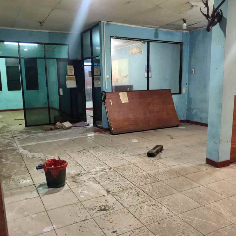 dijual rumah jl edam i tanjung priok