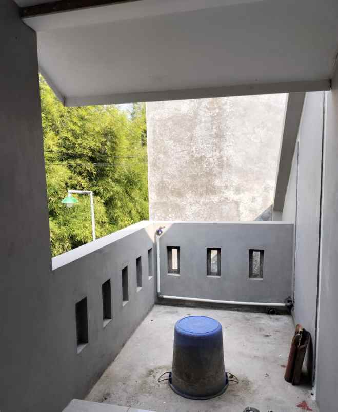 dijual rumah jl kaliurang km 10