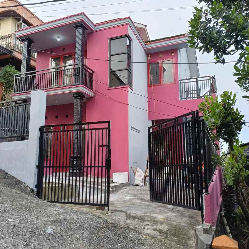 dijual rumah jl marsma iswahyudi