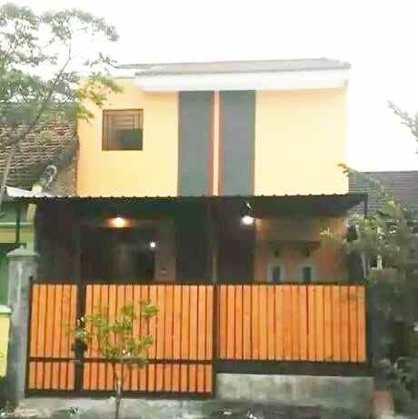 dijual rumah jl mastrip gg jeruk lemon