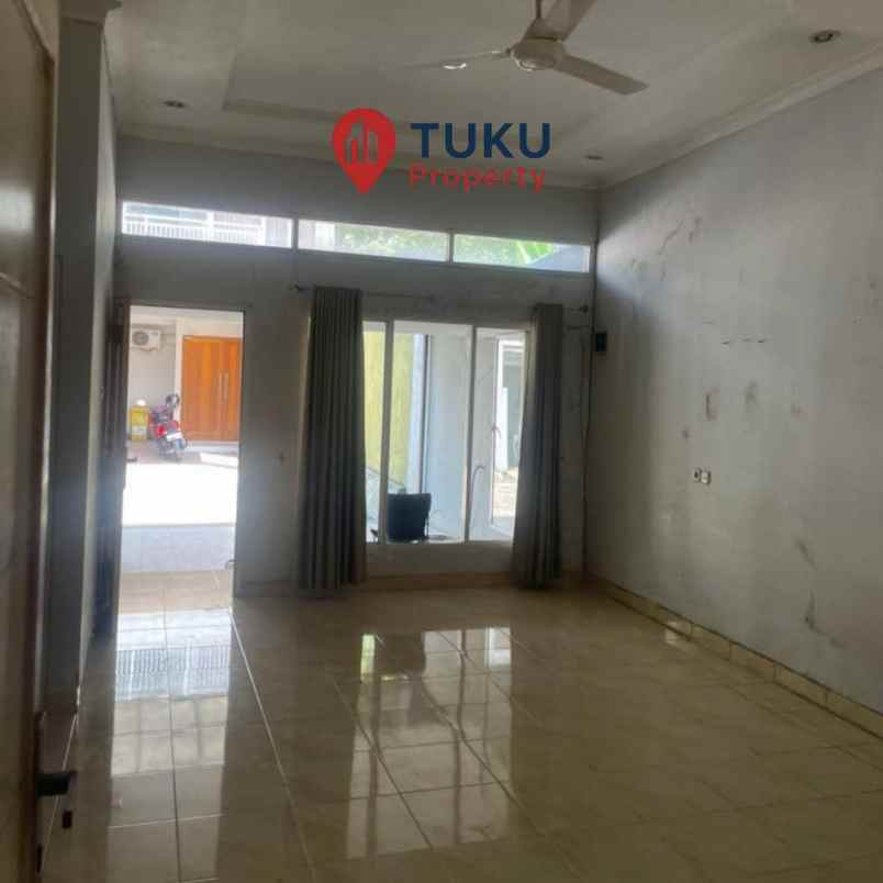 dijual rumah jl menjangan ciputat timur