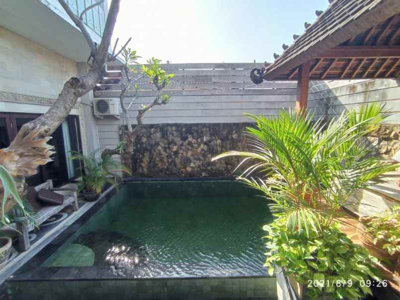 dijual rumah jl moh yamin sumerta kelod