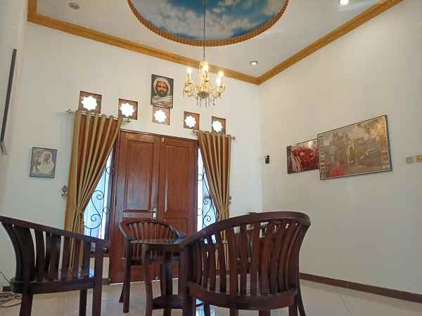 dijual rumah jl onggomertan utara nayan