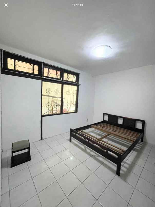 dijual rumah jl pahlawan revolusi