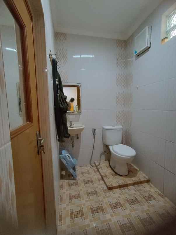 dijual rumah jl pondok kelapa duren