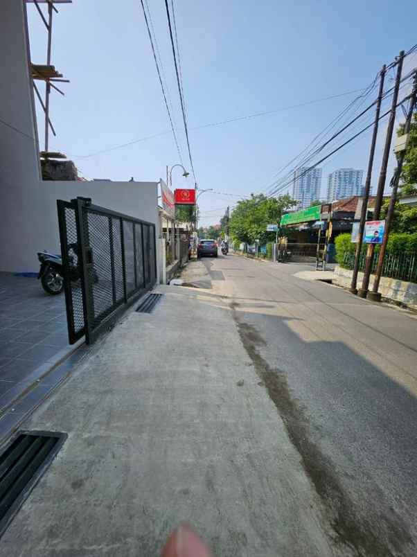 dijual rumah jl sekelimus buahbatu bandung