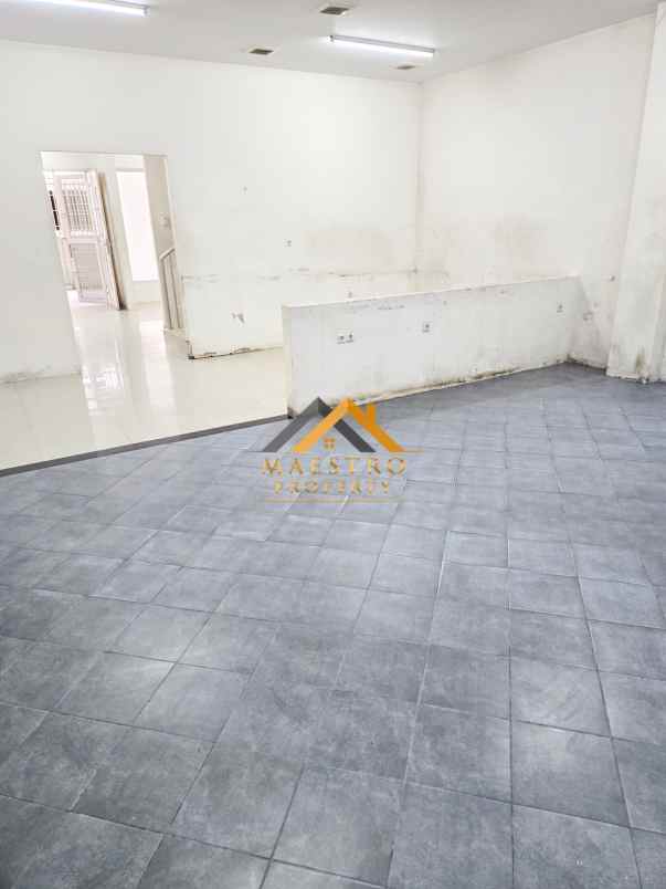 dijual rumah jl selamat ketaren