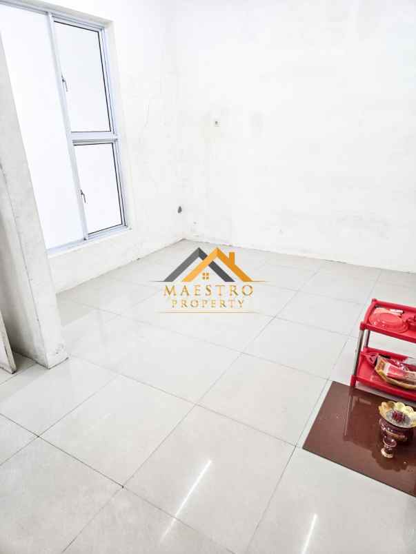 dijual rumah jl selamat ketaren