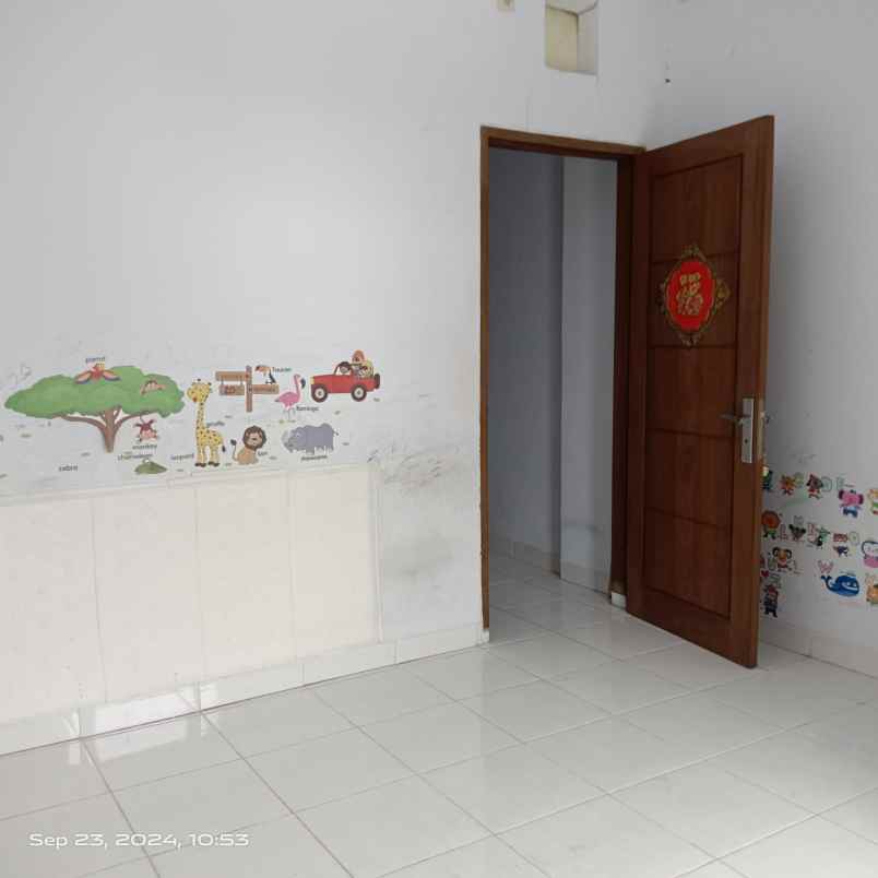 dijual rumah jl tanah sereal xvii tanah