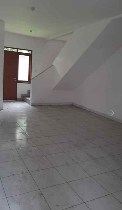 dijual rumah jl terusan jakarta