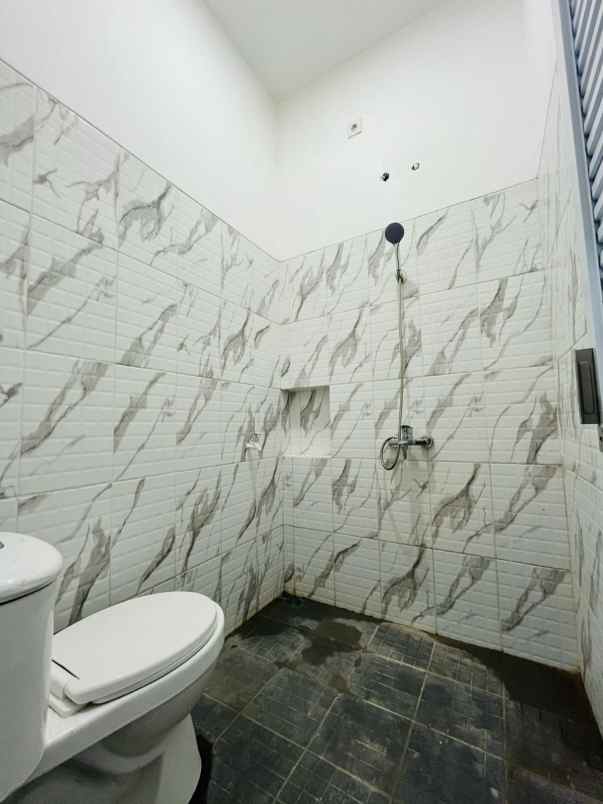 dijual rumah jln bojongkunci